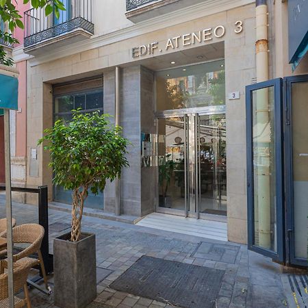 C31 Deluxe Apartment Into Cathedral Square Malaga Exterior photo